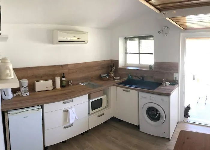 Rez De Pour 2 Personnes Pres De Santa Giulia * סוטה